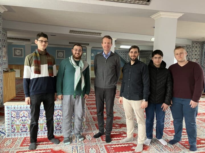 Besuch von Pfarradministrator Stoffers bei der IGMG-Moschee am Samstag, 10.02.2024